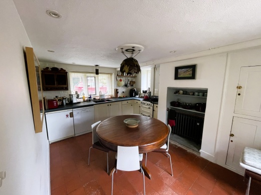 Overbury Property Details -