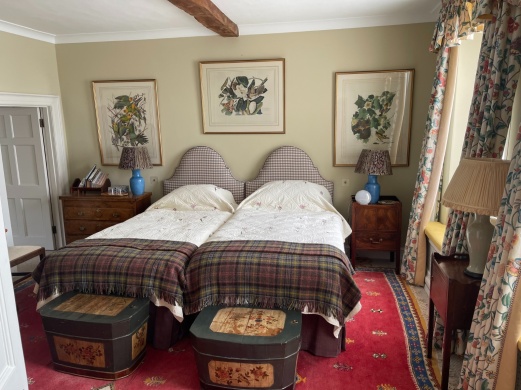 Overbury Property Details -